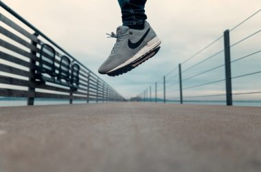 Investujte do akcií. Prozradíme, jaké letos budou nejúspěšnější