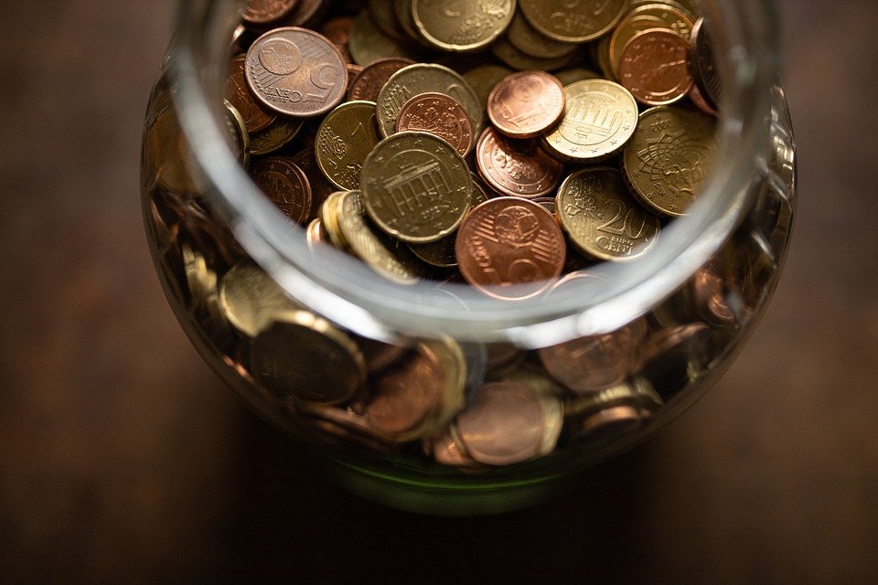 Do čeho se vyplatí investovat, pokud nechci držet hotovost?