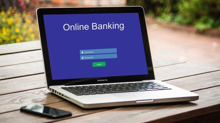 Zabezpečení internetového bankovnictví: limity a notifikace